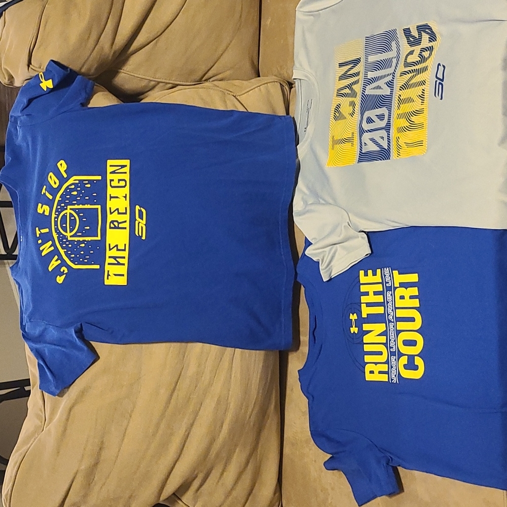Youth large under armour t shirts